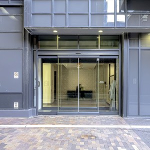 560-Front-32